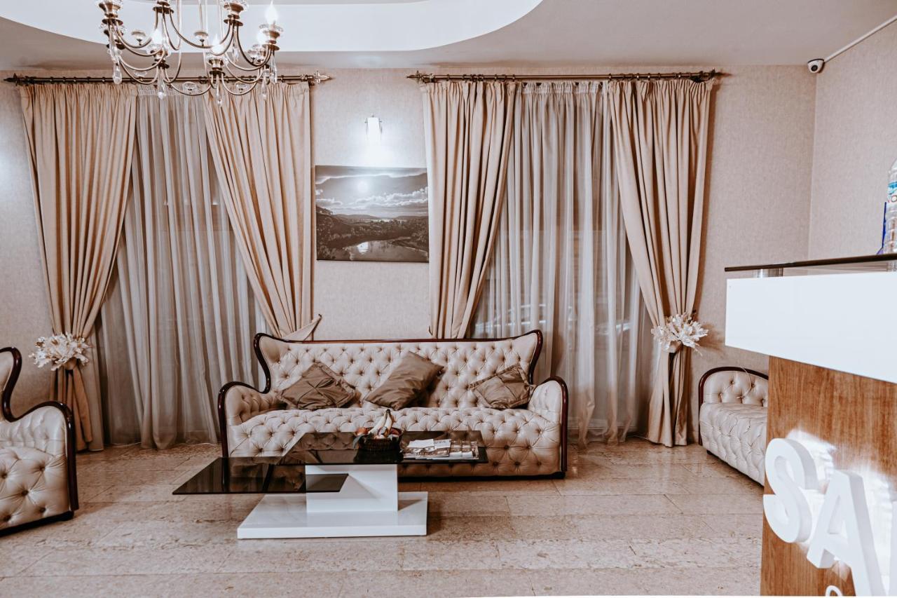 Sama Grand Hotel Tiflis Exterior foto