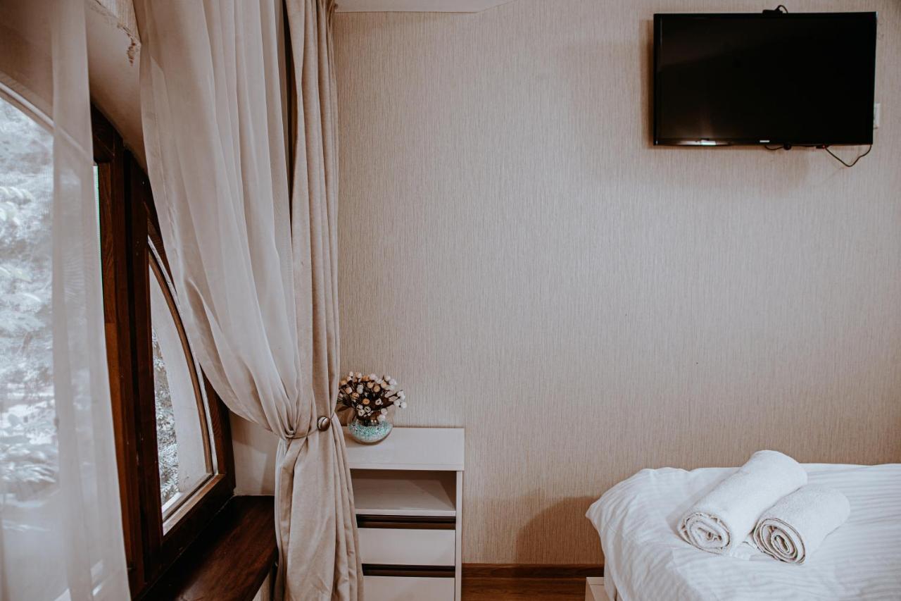 Sama Grand Hotel Tiflis Exterior foto
