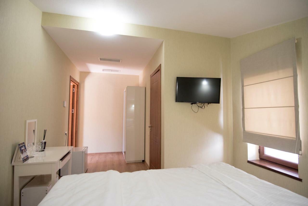 Sama Grand Hotel Tiflis Exterior foto